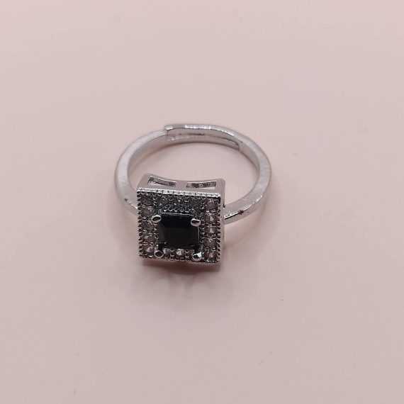 W 18k Gold plated Atrificale Ring