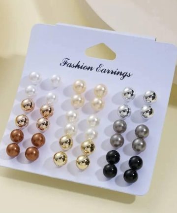 36 piece pearl Stud Earrings