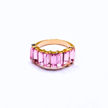 1k Gold plated Ring For Women  Perfect For Casual & party Wear