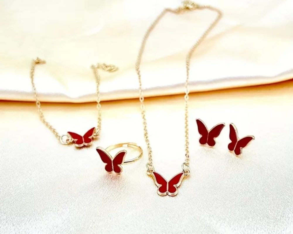 5 piece Nackless+ Rings + bracelet+ Earring Set
